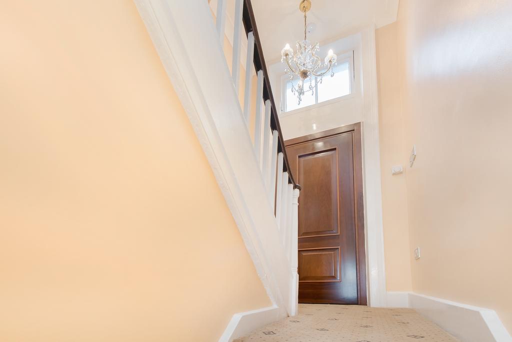 London Residence Екстер'єр фото