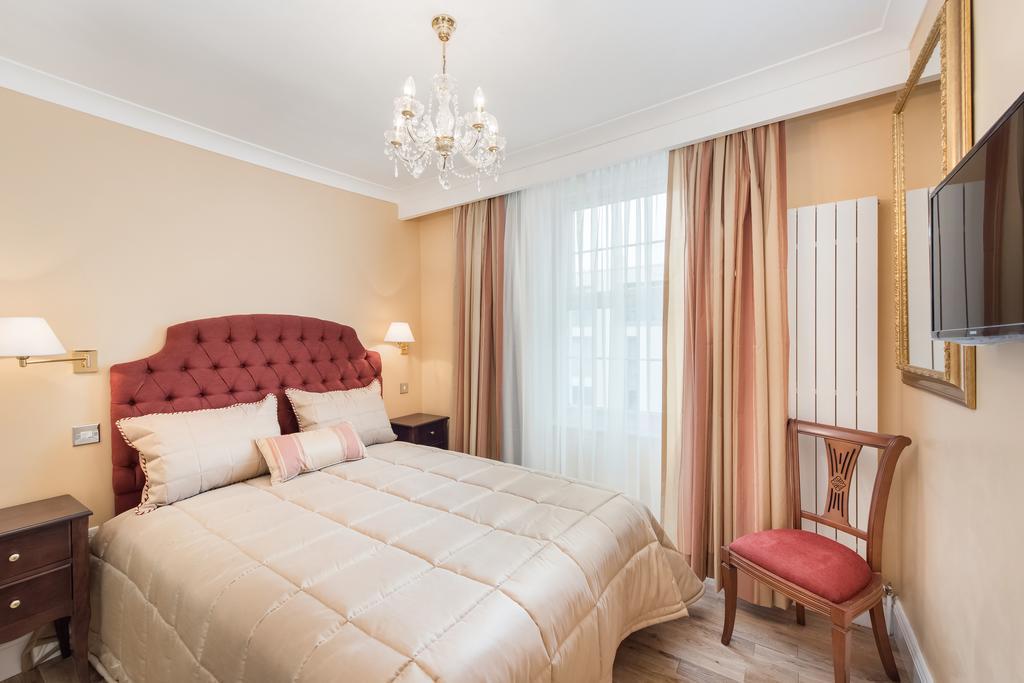 London Residence Екстер'єр фото